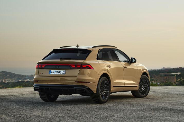 A továbbfejlesztett Audi Q8