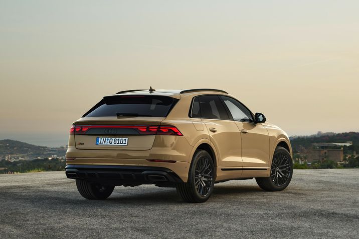 A továbbfejlesztett Audi Q8 